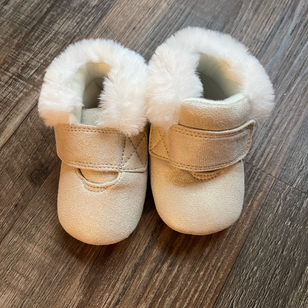 Baby Booties 6-12 months